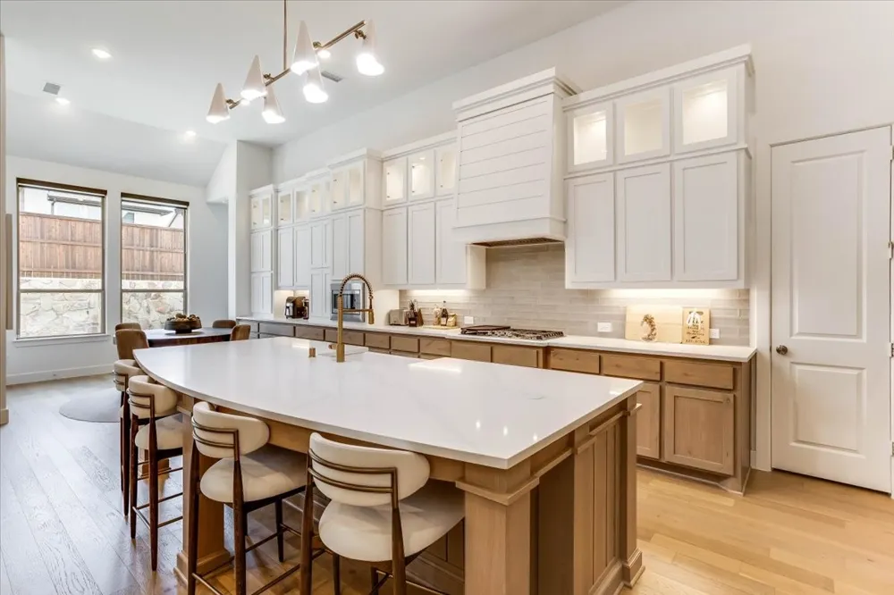4112 Buffalo Clover Drive Aubrey, TX 76227