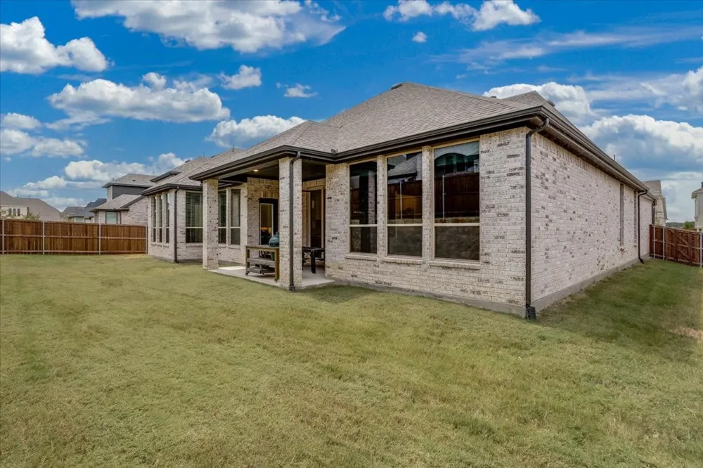 4112 Buffalo Clover Drive Aubrey, TX 76227