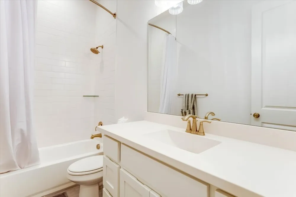 4112 Buffalo Clover Drive Aubrey, TX 76227
