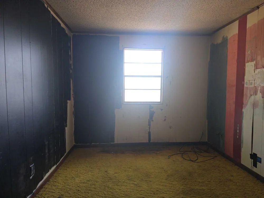 307 E Weaver Avenue Alvarado, TX 76009