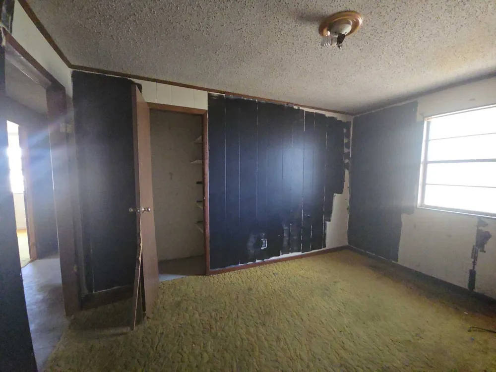 307 E Weaver Avenue Alvarado, TX 76009