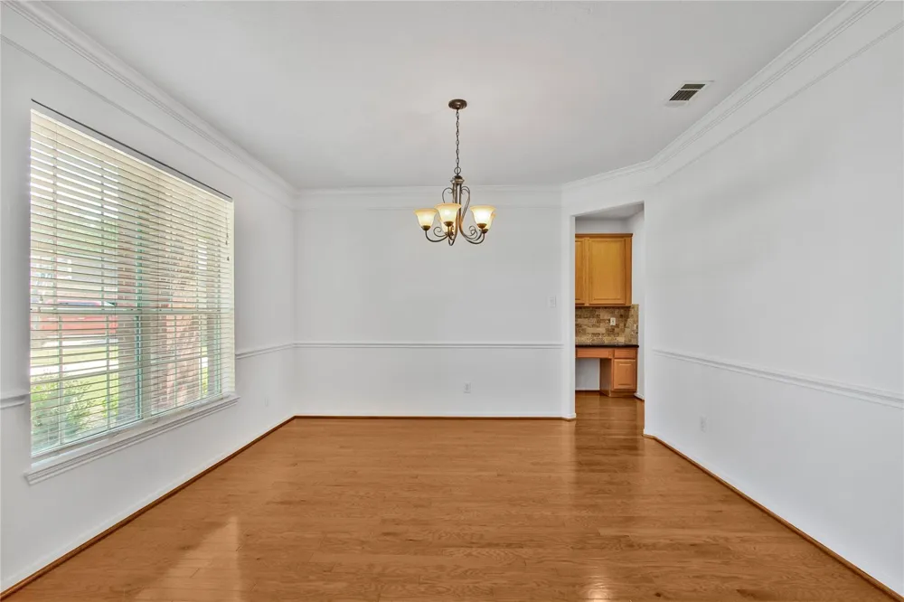 2913 Palmer Drive Friendswood, TX 77546