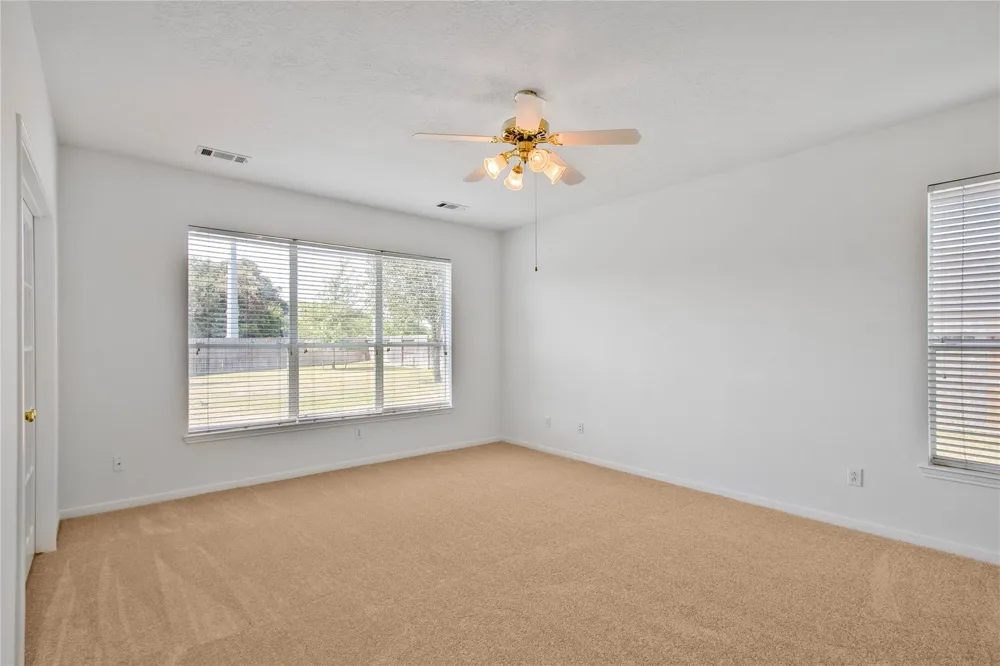 2913 Palmer Drive Friendswood, TX 77546