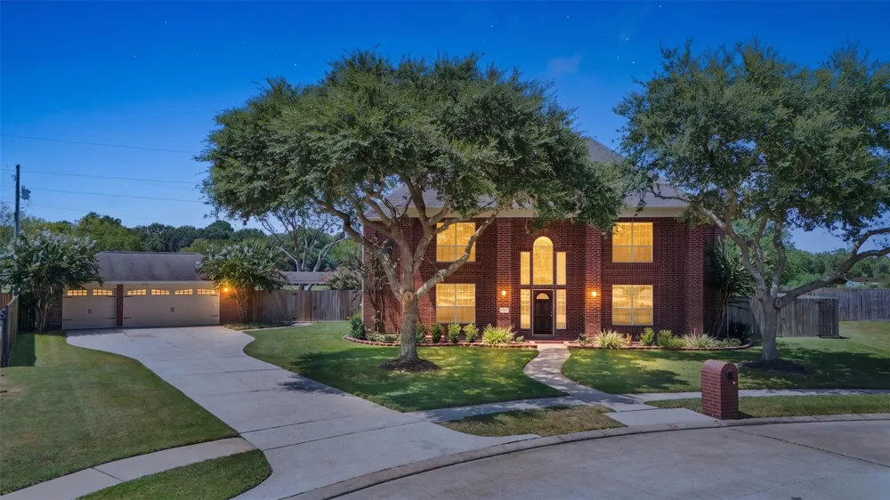 2913 Palmer Drive Friendswood, TX 77546