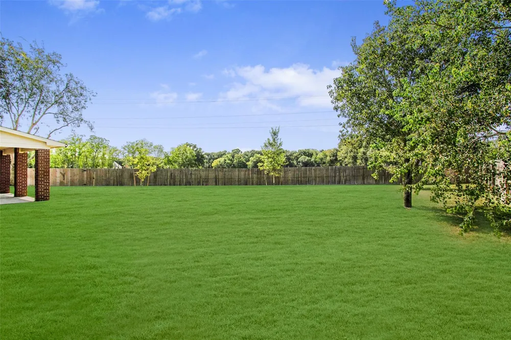 2913 Palmer Drive Friendswood, TX 77546