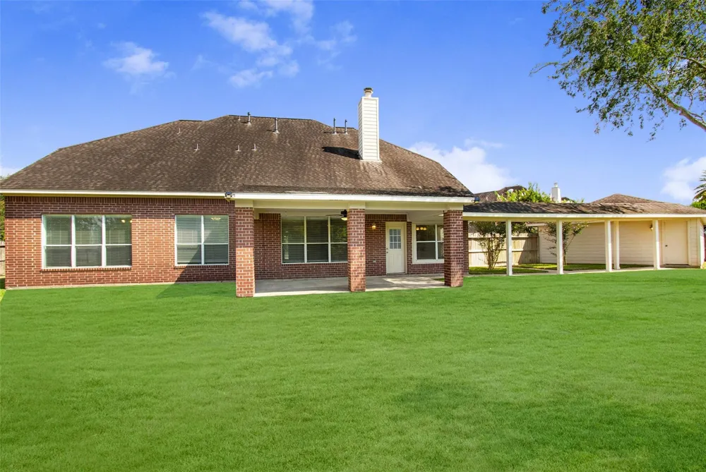 2913 Palmer Drive Friendswood, TX 77546