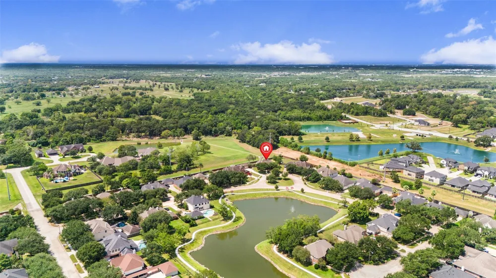 2913 Palmer Drive Friendswood, TX 77546