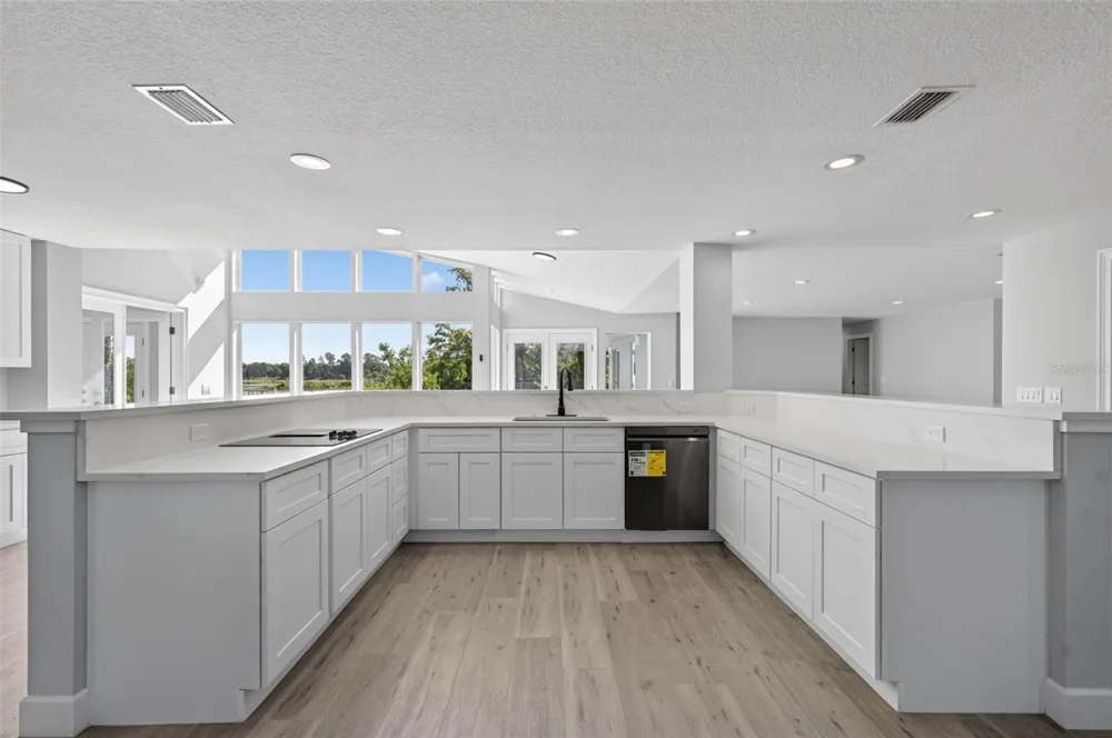 401 1ST STREET Lake Mary, FL 32746