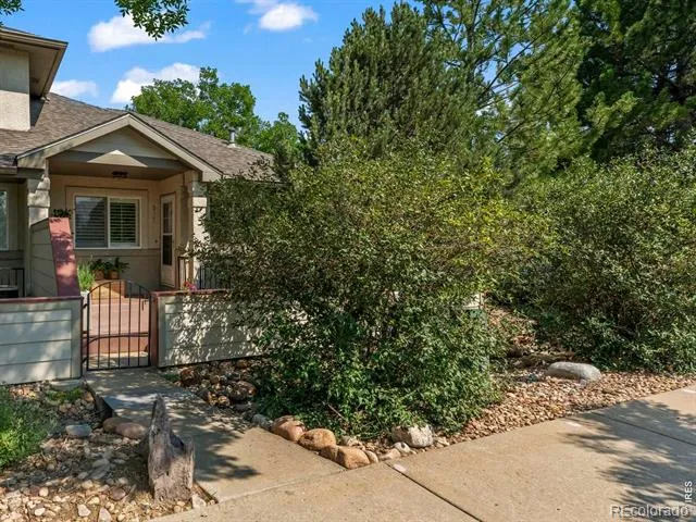 517 Ridgeview Drive Louisville, CO 80027