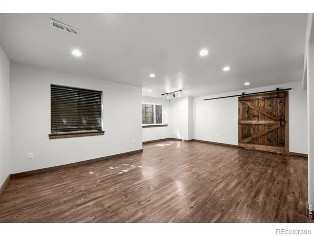 517 Ridgeview Drive Louisville, CO 80027