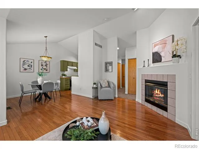 517 Ridgeview Drive Louisville, CO 80027