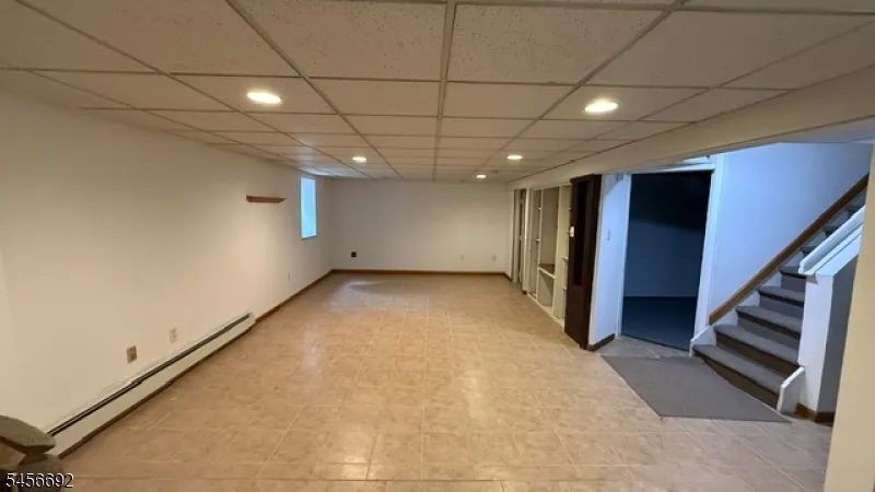 22 Old Creamery Rd Andover, NJ 07860