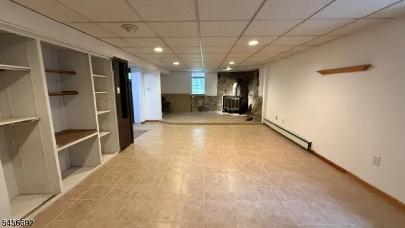 22 Old Creamery Rd Andover, NJ 07860