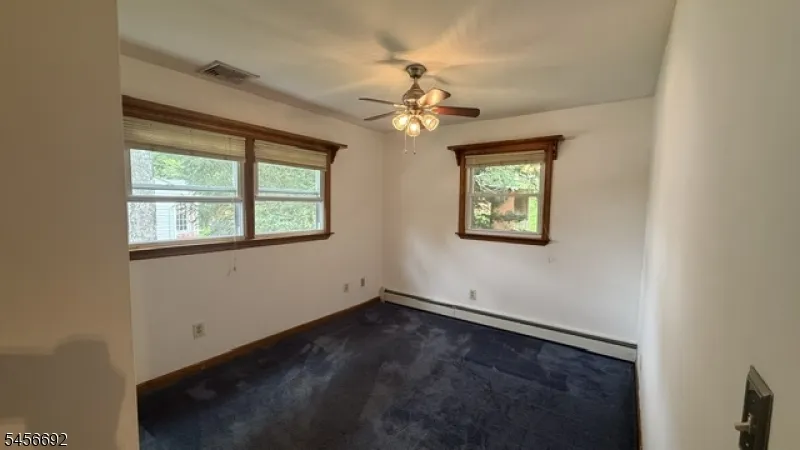 22 Old Creamery Rd Andover, NJ 07860