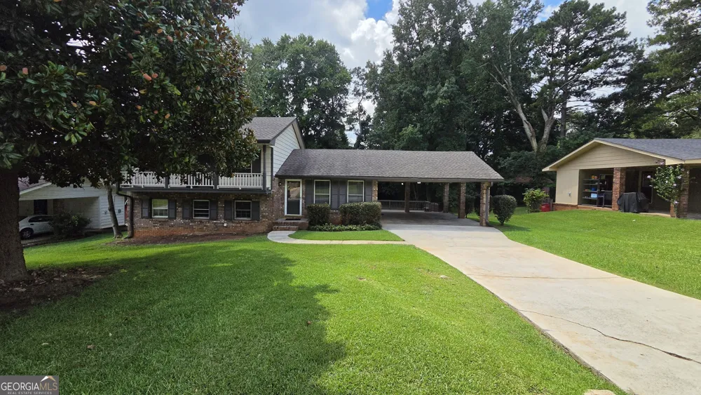 715 Barnesdale DR Jonesboro, GA 30236