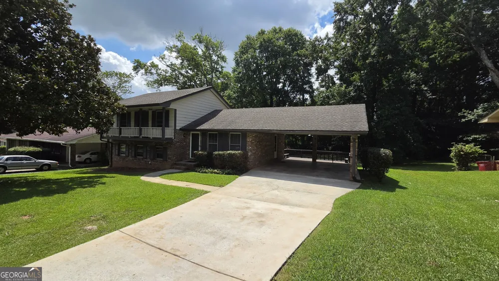 715 Barnesdale DR Jonesboro, GA 30236