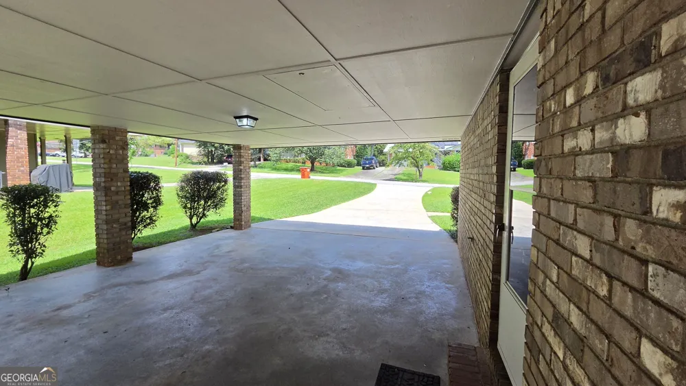 715 Barnesdale DR Jonesboro, GA 30236