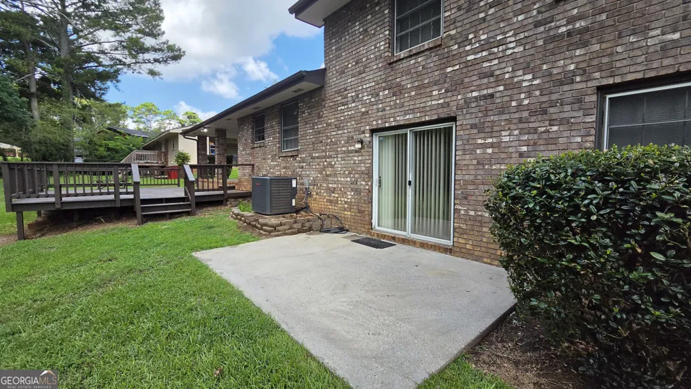 715 Barnesdale DR Jonesboro, GA 30236