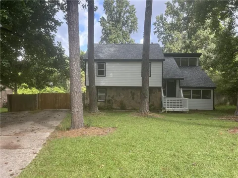2918 Mockingbird Circle