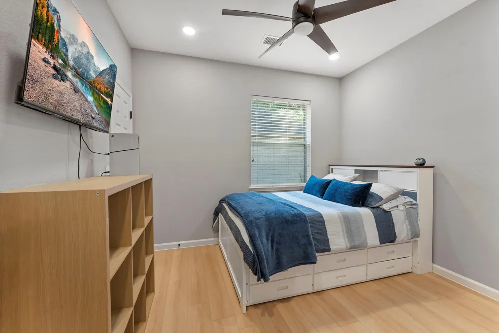 31 Canoe Birch Place The Woodlands, TX 77382