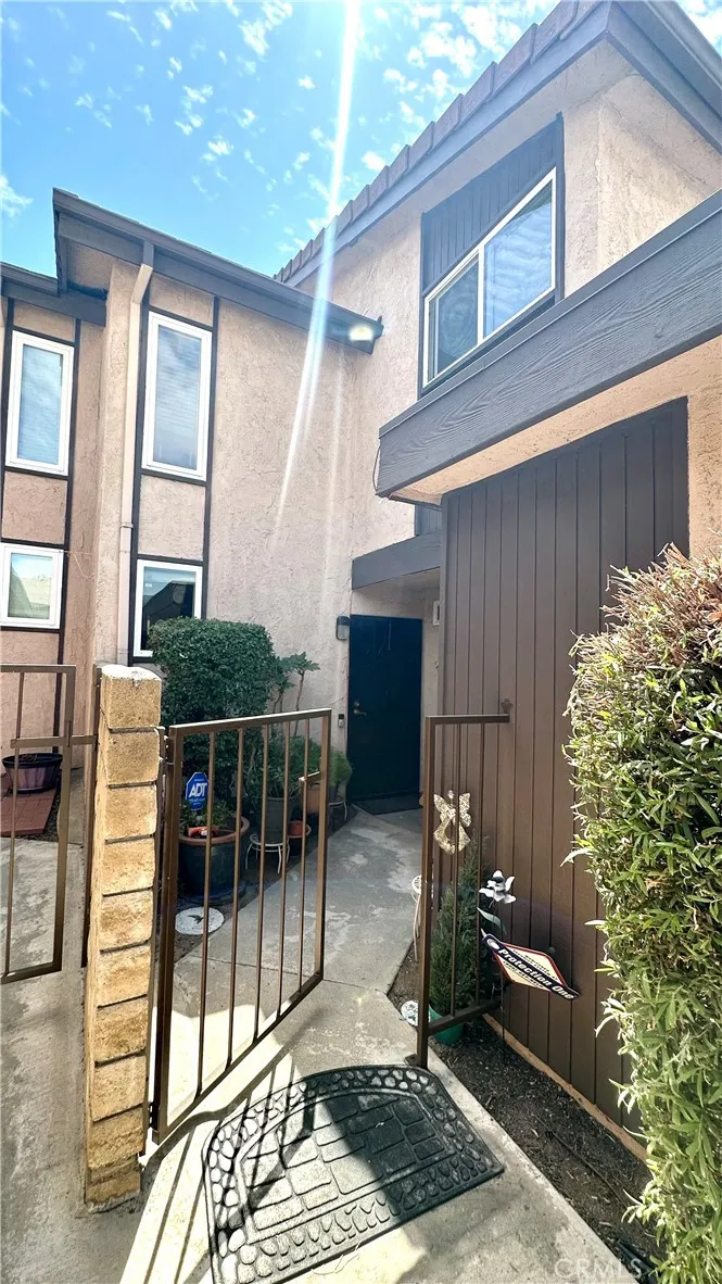2173 Aspenwood Court San Bernardino, CA 92404