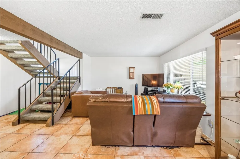 2173 Aspenwood Court San Bernardino, CA 92404