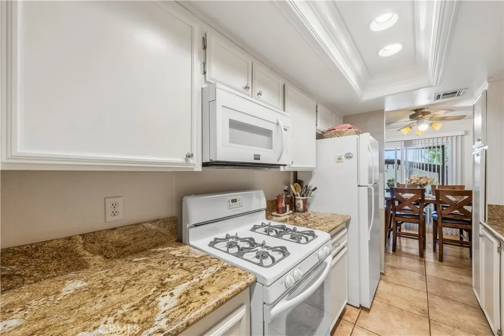 2173 Aspenwood Court San Bernardino, CA 92404