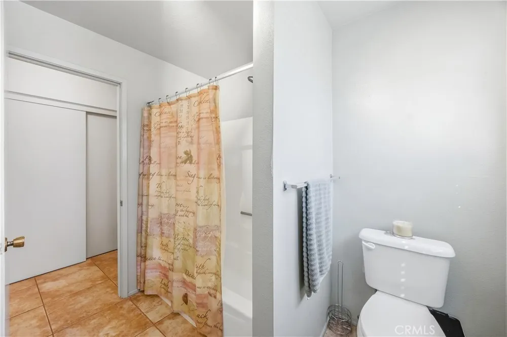 2173 Aspenwood Court San Bernardino, CA 92404