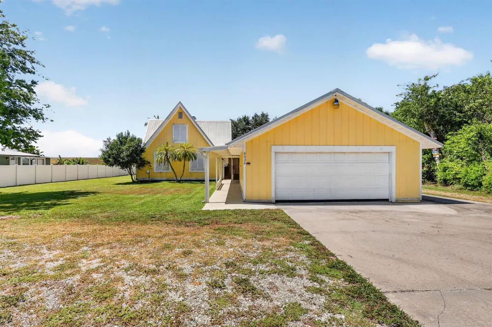 6532 US-441 Okeechobee, FL 34974