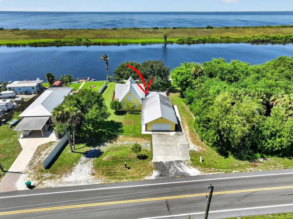 6532 US-441 Okeechobee, FL 34974