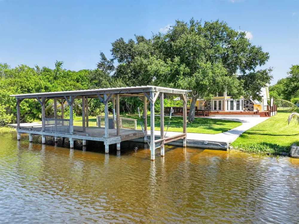 6532 US-441 Okeechobee, FL 34974