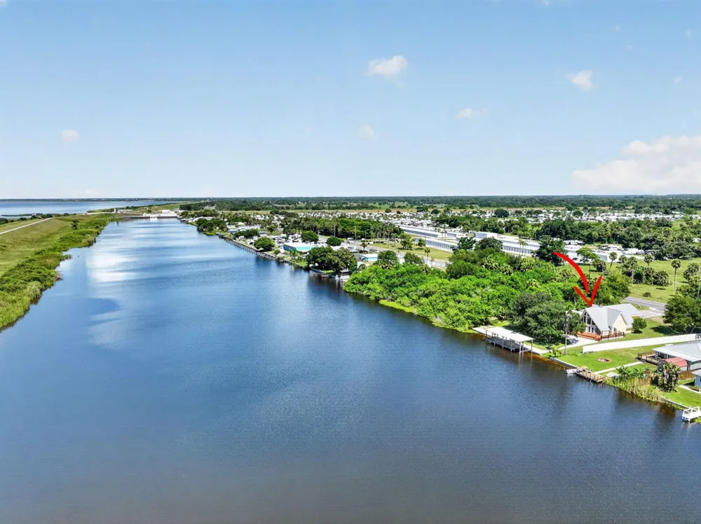 6532 US-441 Okeechobee, FL 34974
