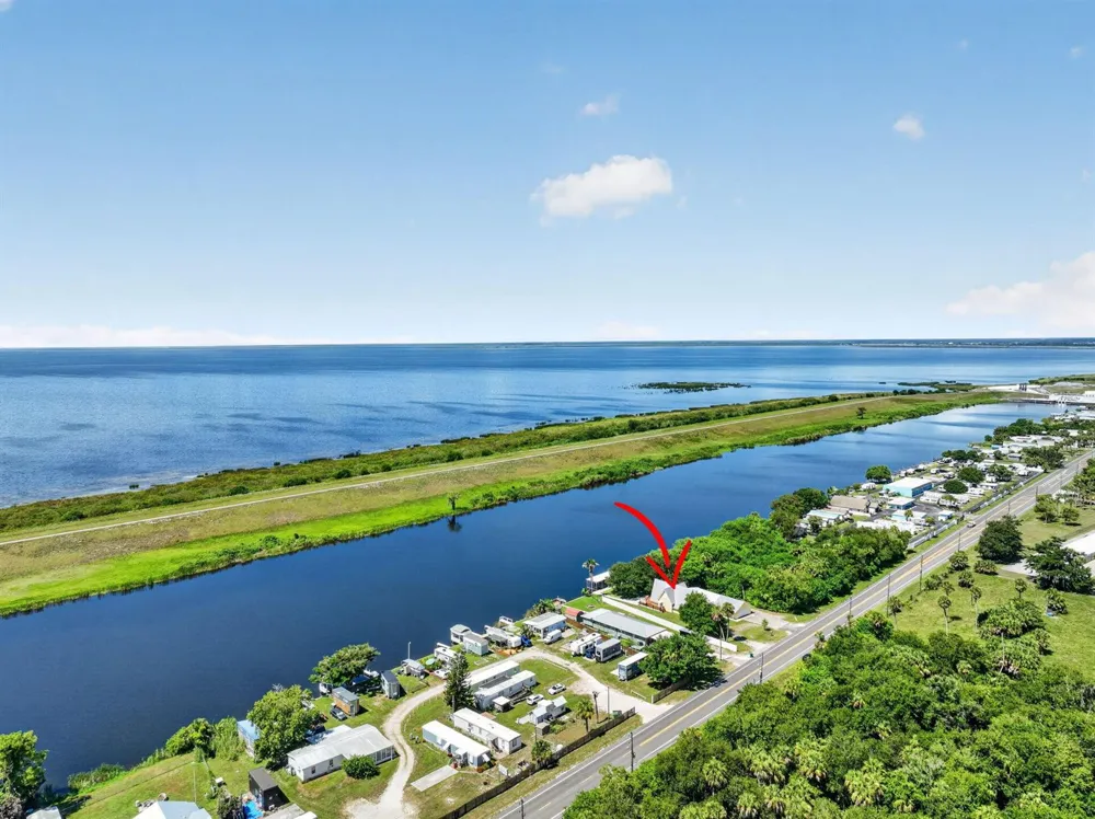 6532 US-441 Okeechobee, FL 34974