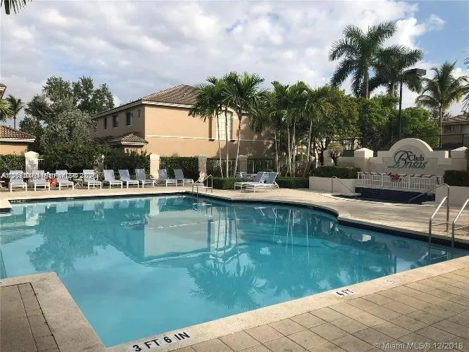 5737 NW 114th Path #111 Doral, FL 33178