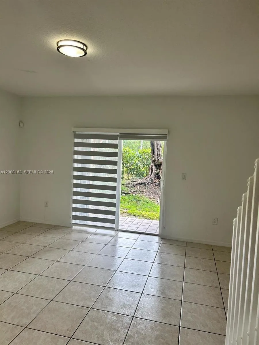 5737 NW 114th Path #111 Doral, FL 33178