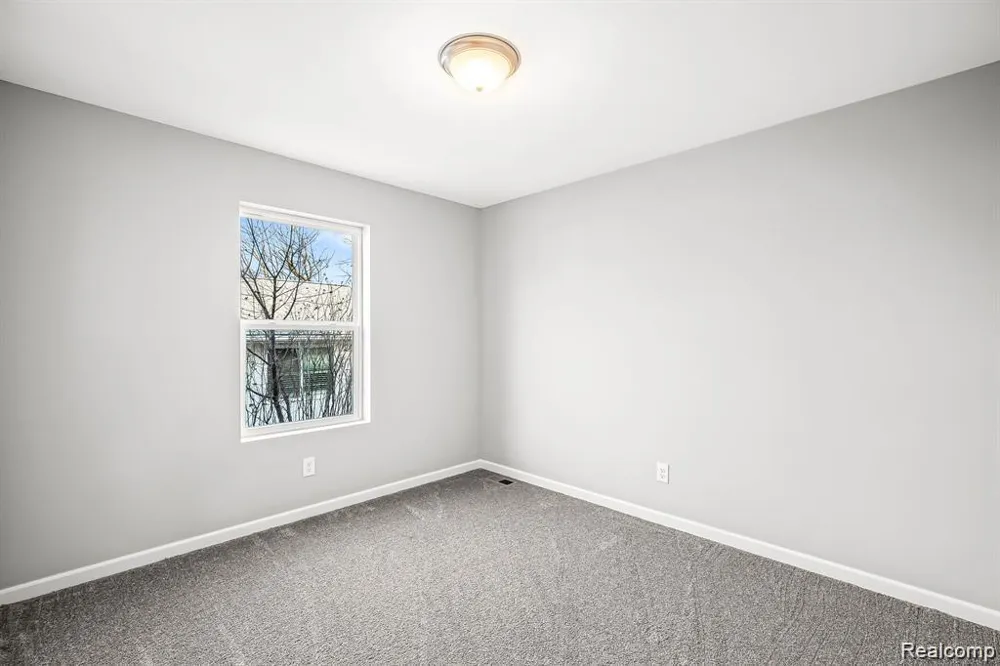 8248 HUGH STREET Westland City, MI 48185
