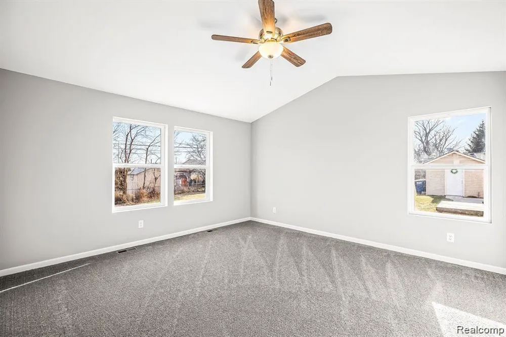 8248 HUGH STREET Westland City, MI 48185