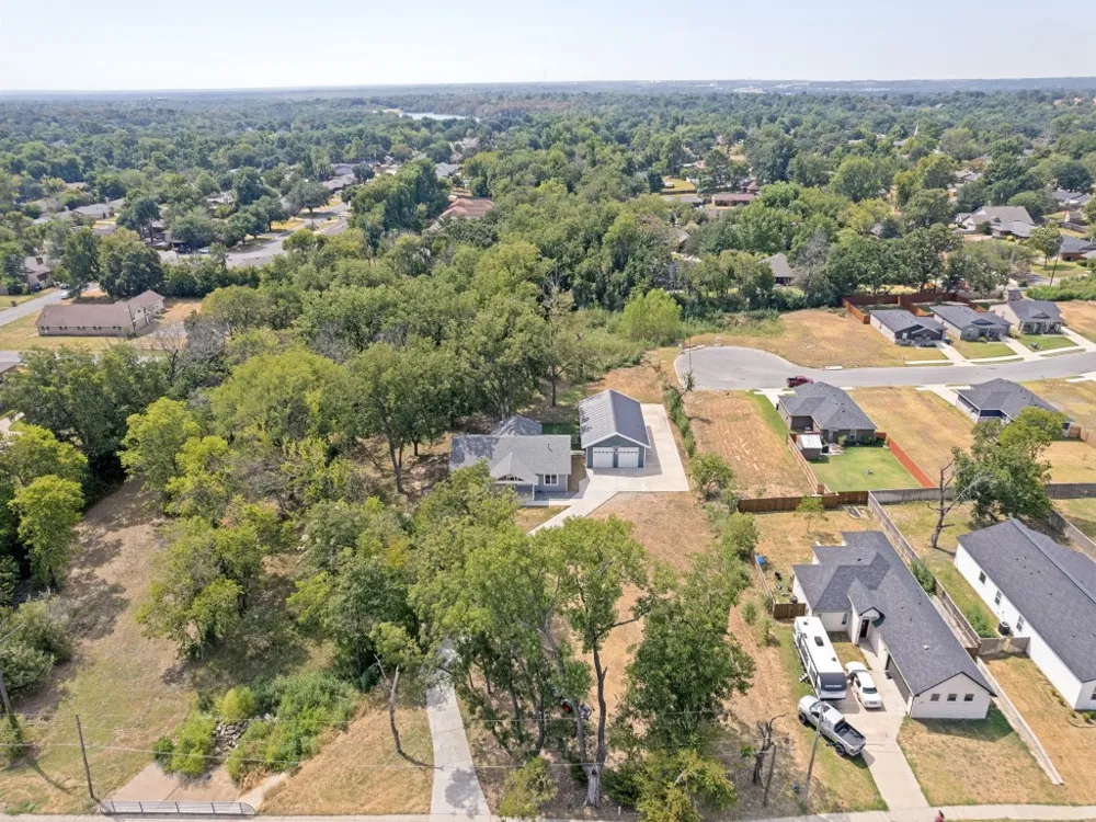 2530 Flora Lane Denison, TX 75020