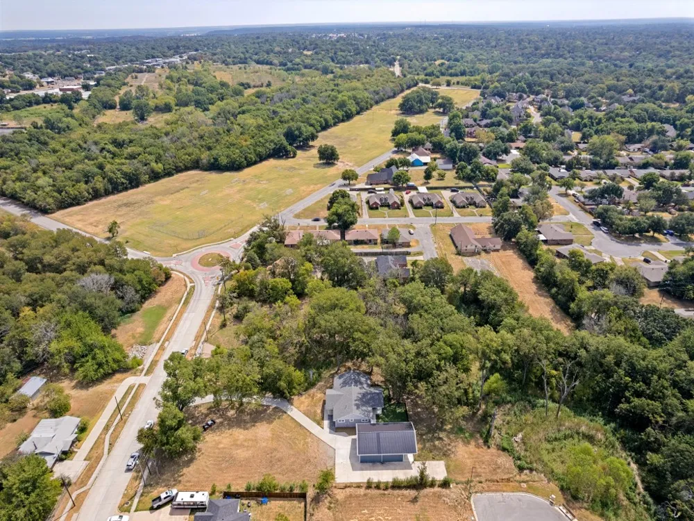 2530 Flora Lane Denison, TX 75020