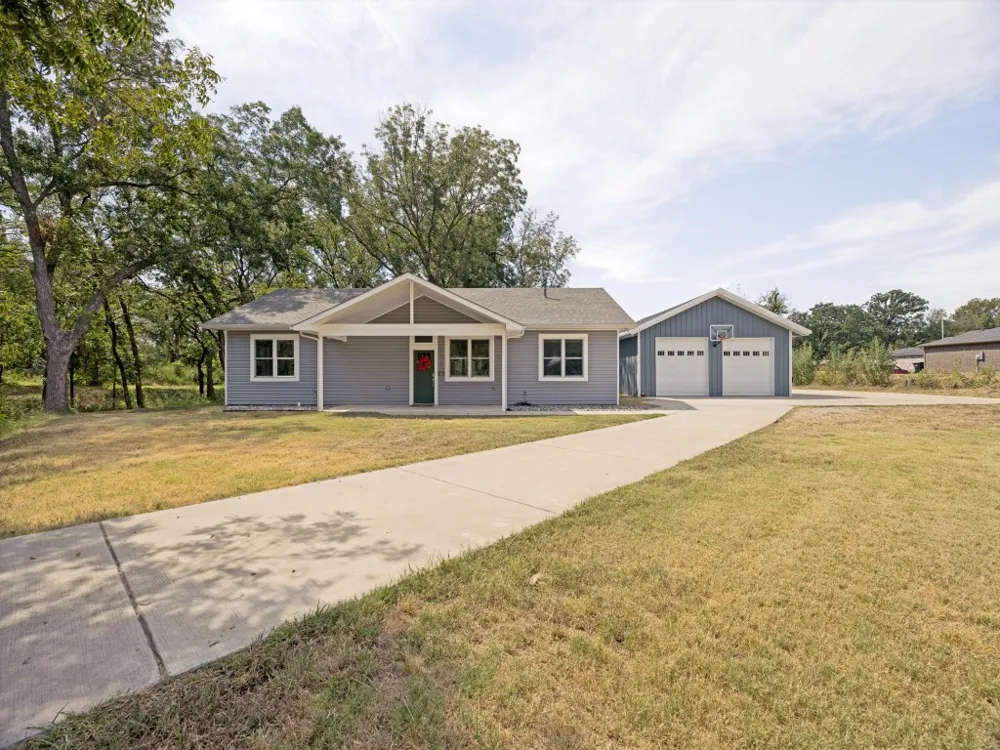 2530 Flora Lane Denison, TX 75020