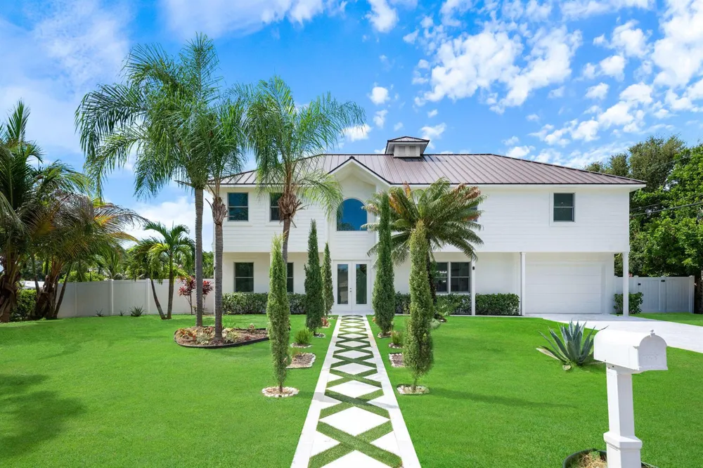 100 NORWOOD ROAD Jupiter, FL 33469