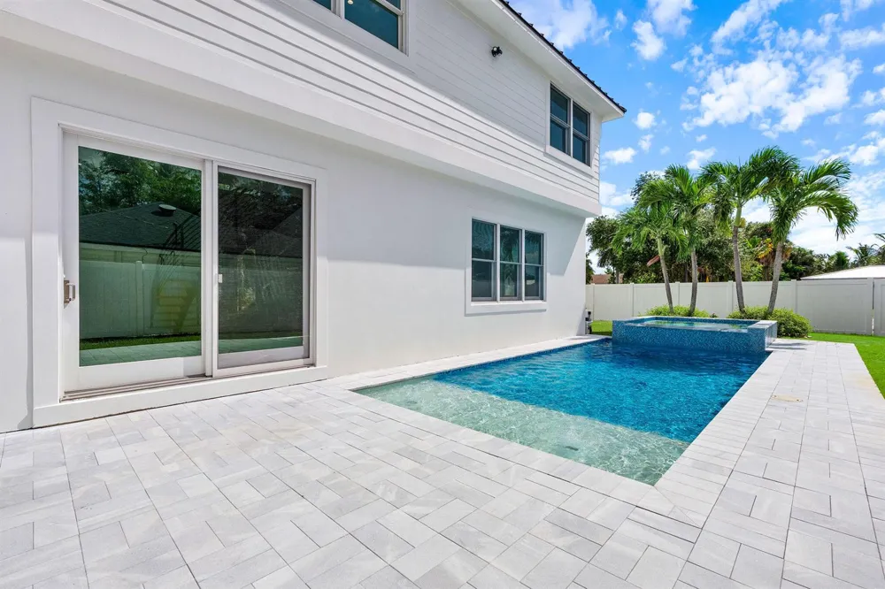 100 NORWOOD ROAD Jupiter, FL 33469