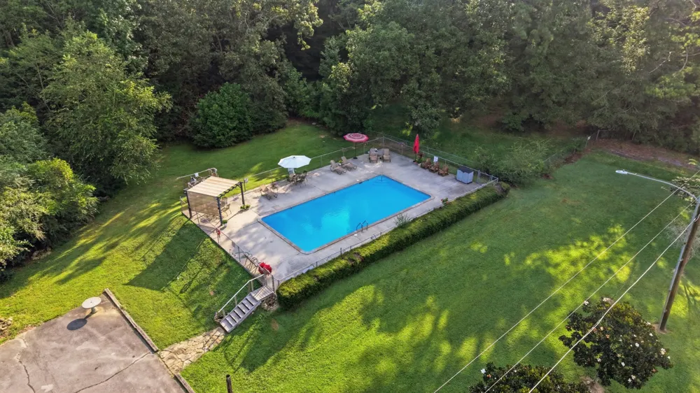 180 Mortons Lake Rd Manchester, TN 37355