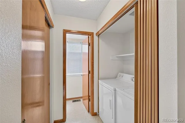 4916 S Eagle Circle Aurora, CO 80015