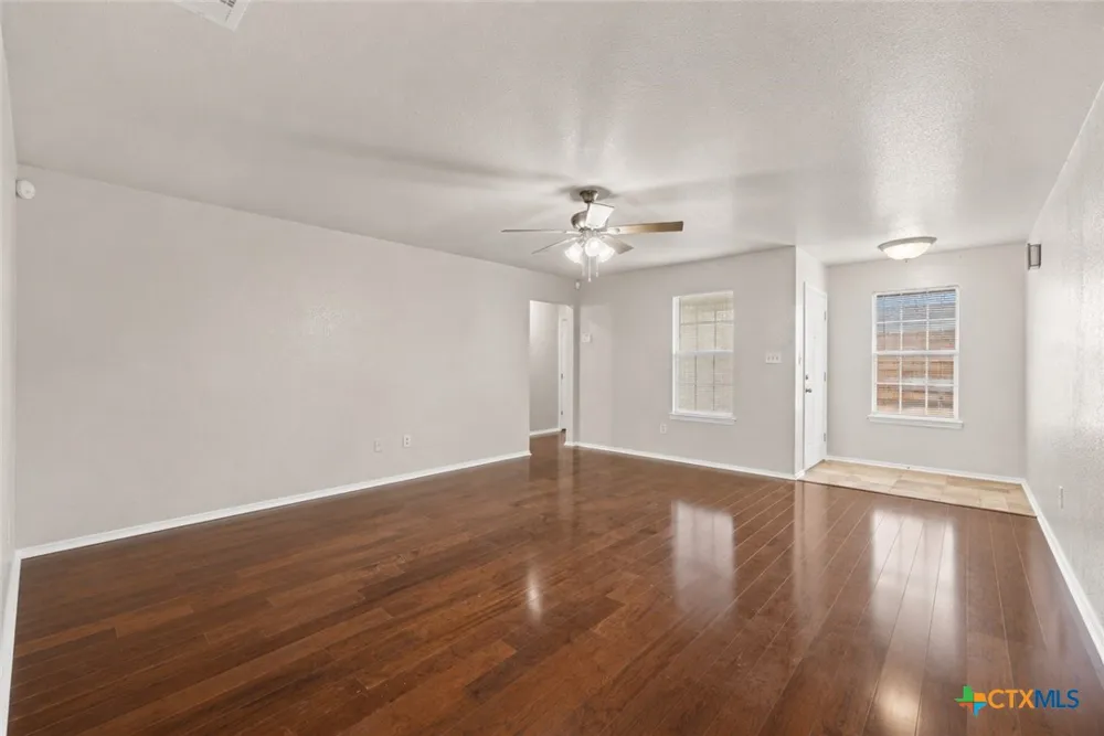 2108 Sandstone Drive Killeen, TX 76549