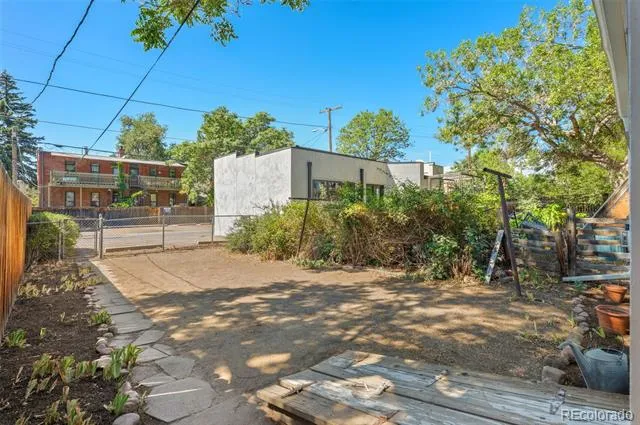 110 W Ellsworth Avenue Denver, CO 80223