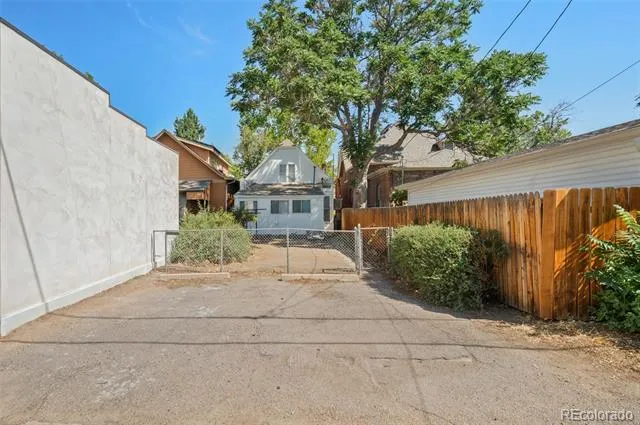110 W Ellsworth Avenue Denver, CO 80223