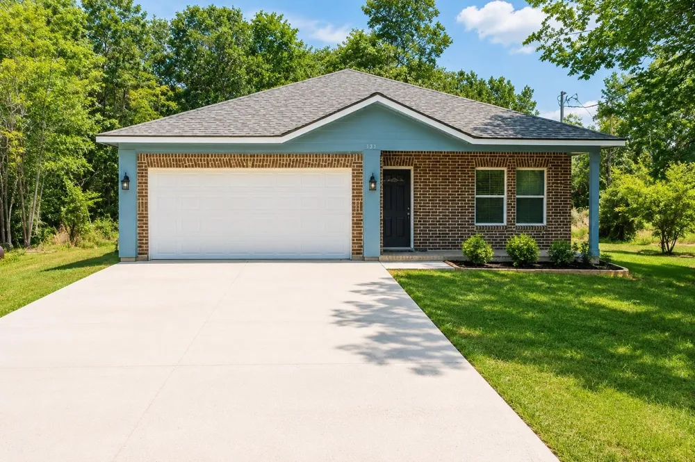 1740 23rd Street #LT3 Hempstead, TX 77445