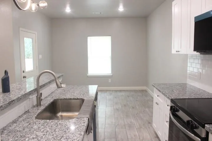 1740 23rd Street #LT3 Hempstead, TX 77445