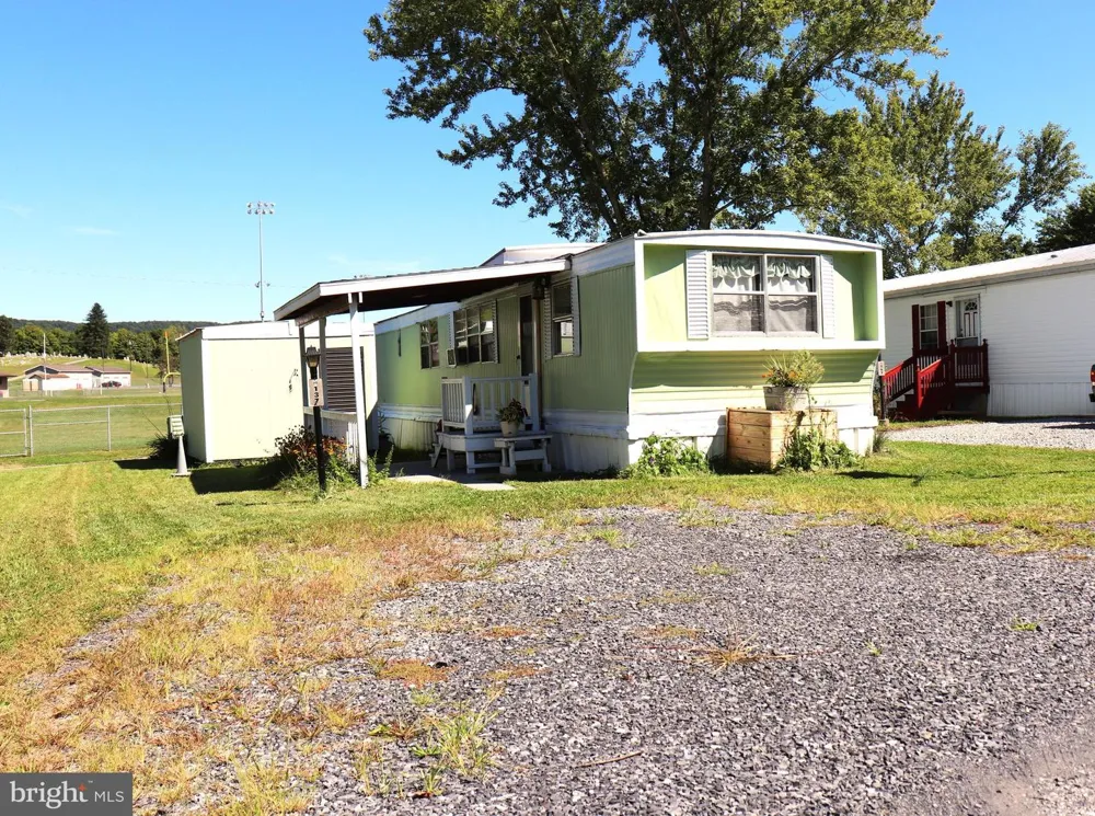 137 SHOUPS BRANCH RD Saxton, PA 16678